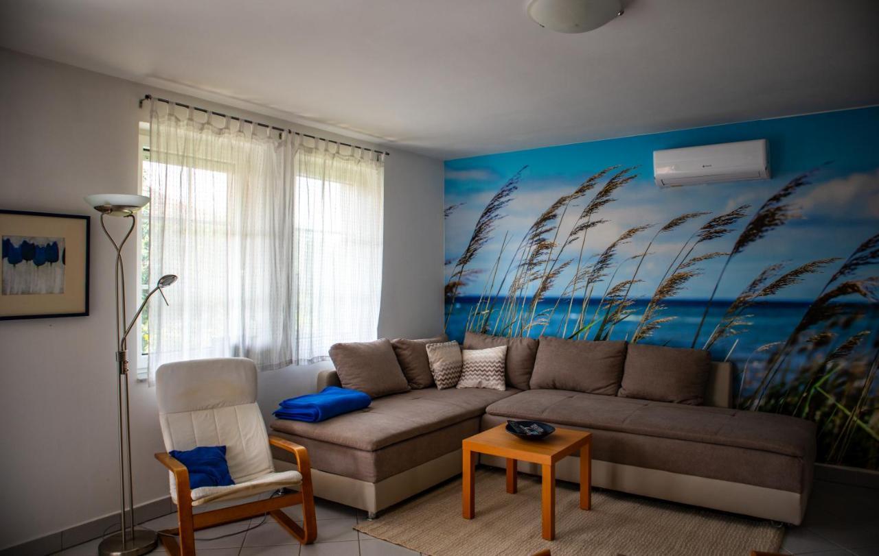 Nefelejcs Apartmanhaz Денешдиаш Экстерьер фото