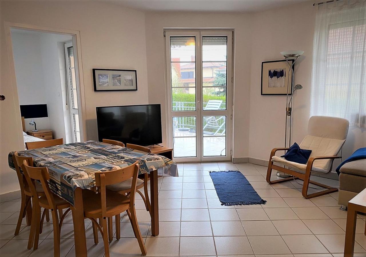 Nefelejcs Apartmanhaz Денешдиаш Экстерьер фото