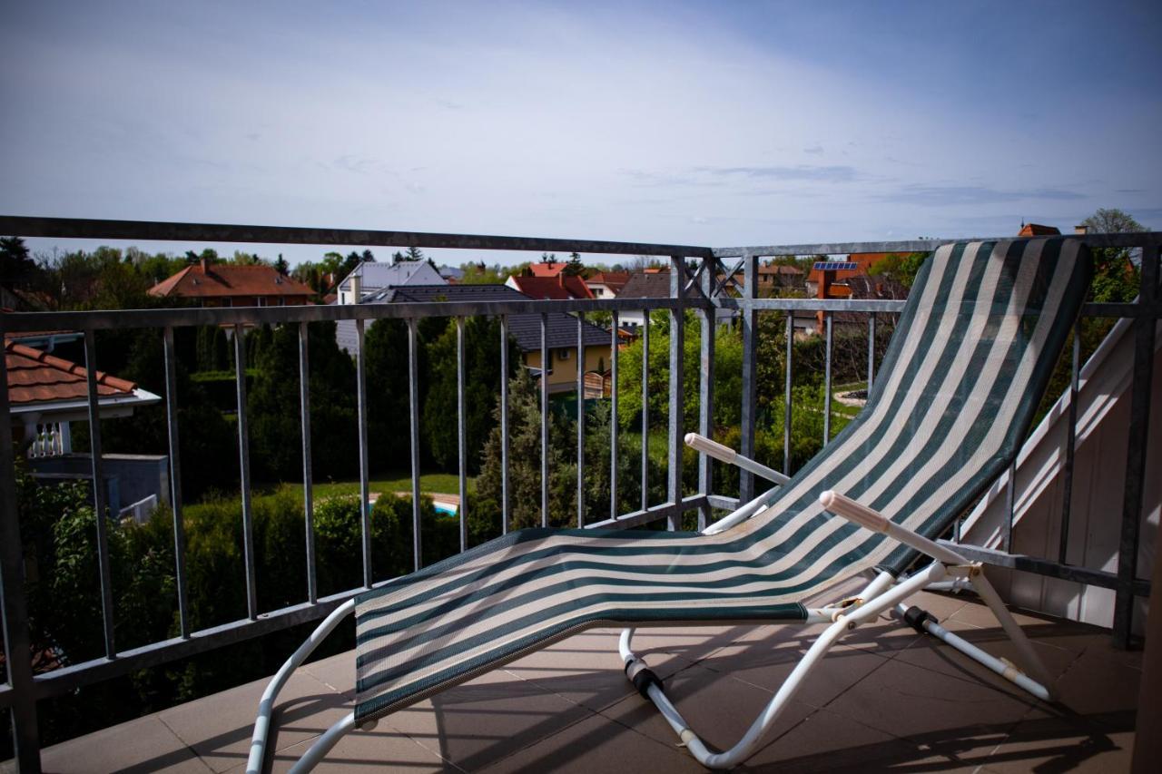 Nefelejcs Apartmanhaz Денешдиаш Экстерьер фото